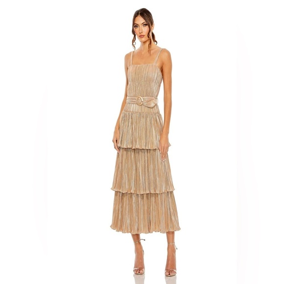 Mac Duggal - NWT - 27062 Ruffle Tiered Buckle Detail Dress - Gold Metallic $398 - Picture 4 of 10